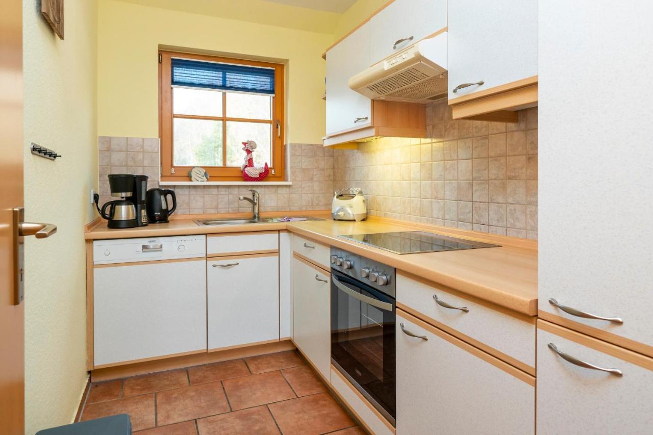 Ferienpark Freesenbruch Wohnung 4 4 - Seeschwalbe Zingst Esterno foto