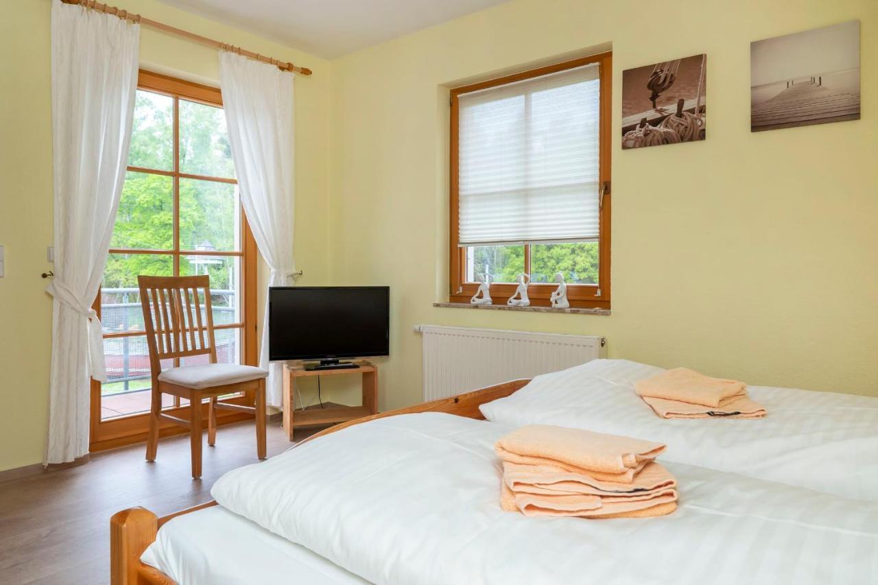 Ferienpark Freesenbruch Wohnung 4 4 - Seeschwalbe Zingst Esterno foto