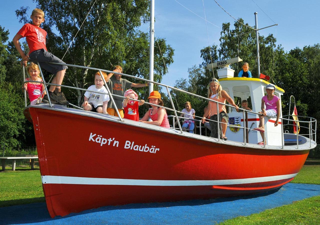 Ferienpark Freesenbruch Wohnung 4 4 - Seeschwalbe Zingst Esterno foto