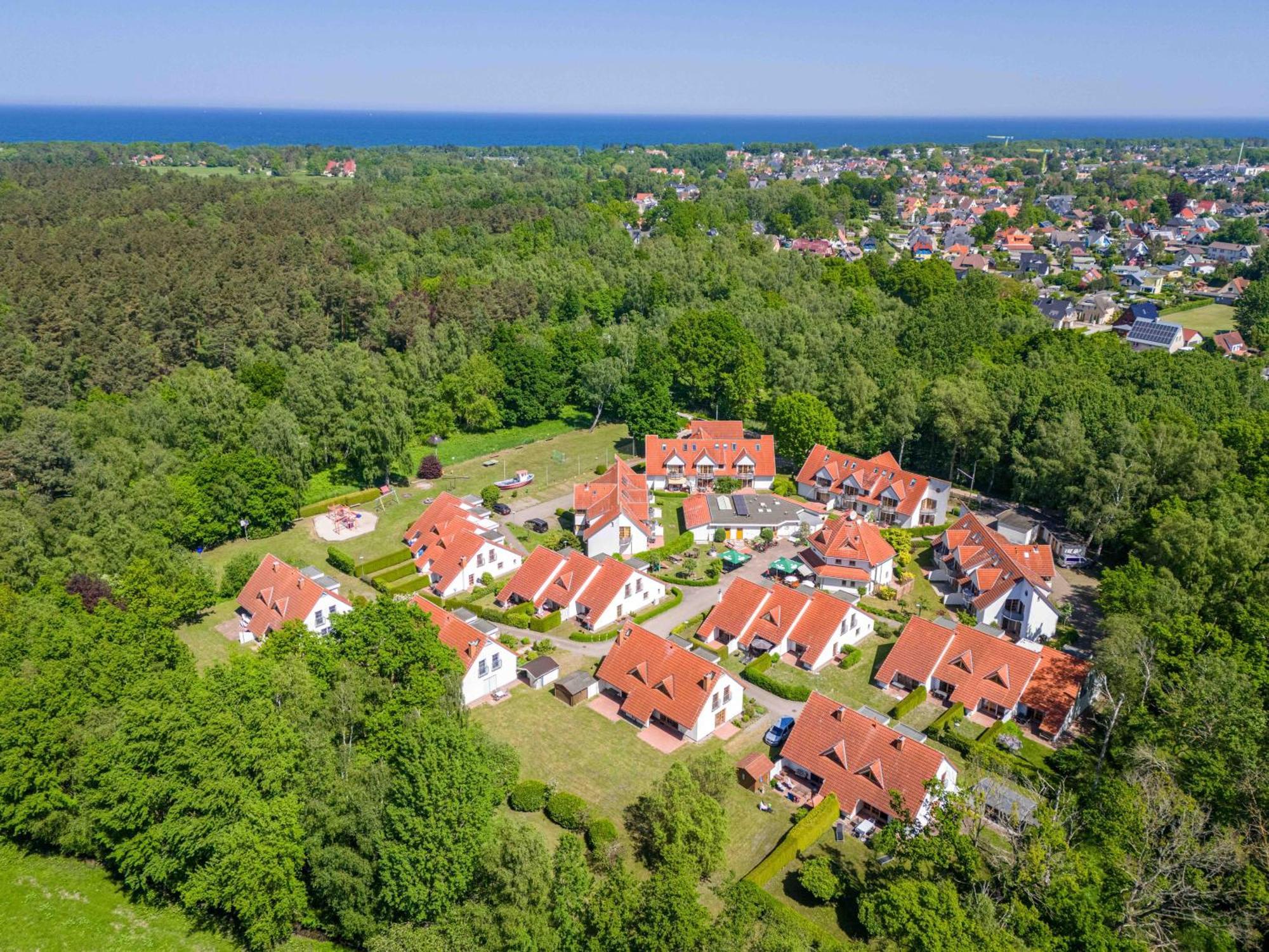 Ferienpark Freesenbruch Wohnung 4 4 - Seeschwalbe Zingst Esterno foto